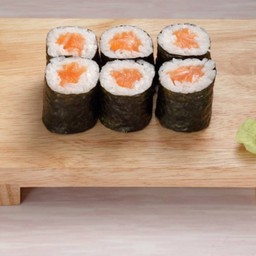 Salmon Maki.