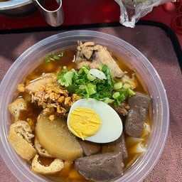 ก๋วยจั๊บไก่น้ำข้น  ต้มเส้นตีนไก่ สาขา1 มาบยางพร
