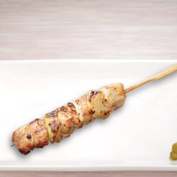 Momo Kushi.