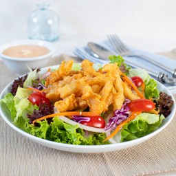 สลัดไก่กรอบ