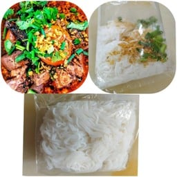 ขนมจีนน้ำเงี้ยว พิเศษเพิ่มเส้น