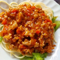 สปาเก็ตตี้ซอสมะเชือเทศหมูสับ