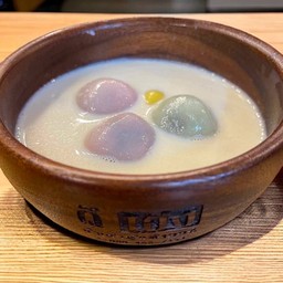 บัวลอย น้ำเต้าหู้