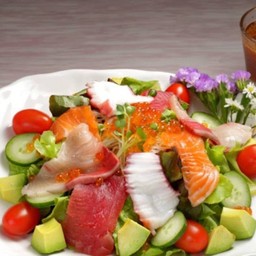 Kaisen Salad.
