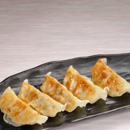 Gyoza.