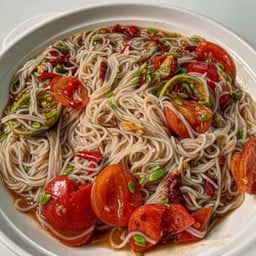 ตำขนมจีน