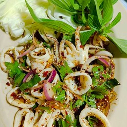 ลาบปลาหมึก