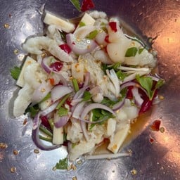 ยำเล็บมือนาง