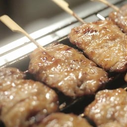 ไก่ว้าว สูตรป้าเจี๊ยบ มธ. & กะเพราสูตรพริกแห้งโบราณ Fin Food Park วงเวียนใหญ่