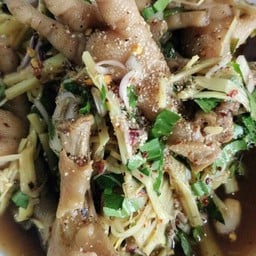 ซุปหน่อไม้ตีนไก่