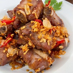 หมูพวงเจ้าสัว-ตลาดต้นสน