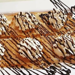 โรตีทิชชู่วิปครีม+ช็อกโกแลต Roti Tissu whip cream with choccolate