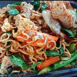 มาม่าผัดขี้เมา