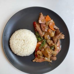 ข้าวผัดพริกไทยดำ