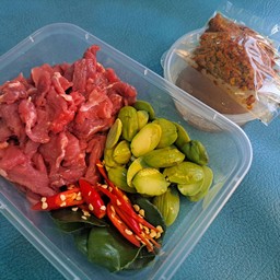 เซตทำเอง พริกแกงเนื้อสตอ กับข้าว