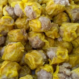 จีบหมูมั้ย&หมูปิ้งข้าวเหนียว(คลองถนนตรงข้ามครัวคุณนาย)รถเข็น