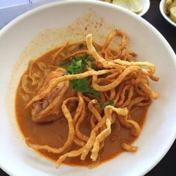 ข้าวซอยไก่