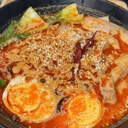 มาม่าหม่าล่าถ้วย