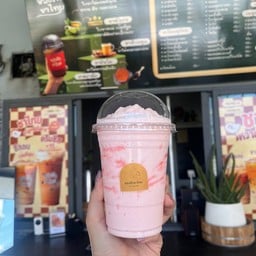นมสดสตรอเบอรี่ปั่น
