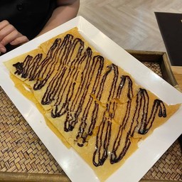 โรตีทิชชู่+นมช็อคโกแลต Roti Tissu with Chocolate