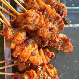 หมูปิ้งเตาถ่านเจ๊อุ้ม