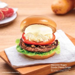 เนื้อวากิวญี่ปุ่น เกาด้าชีสเบอร์เกอร์