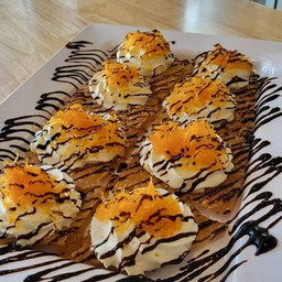 โรตีทิชชู่วิปครีม+ฝอยทอง+ช็อคฯ  Roti Tissu whip cream, Foi thong with chocolate