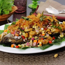 ปลากะพงสมุนไพร