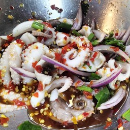 ยำหมึกสาย