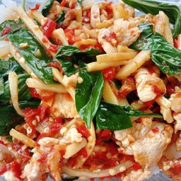 หน่อไม้+ผัดพริกสด+ ใบโหระพา###กับข้าว###