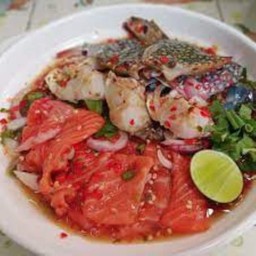 ยำแซลมอนปูม้าสดปลาร้าซีดดด