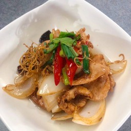 ไก่ผัดขิง