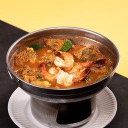 แกงส้มกุ้ง ไข่ทอดชะคราม