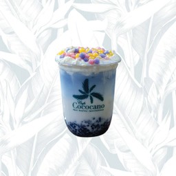 เครื่องดื่มนมมะพร้าวอัญชันสาคูบัวลอย