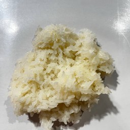 ข้าวเหนียวไก่ห่อ รามคำแหง50