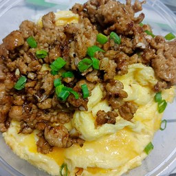 ข้าวไข่ข้น+หมูผัดซีอิ้ว