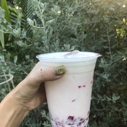 Strawberry latte
