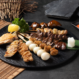 เท็นเท็นเซ็ทรวมย่าง 10 ไม้ / Ten Ten Yakitori Omagase