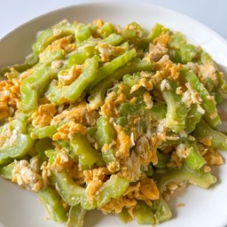 ผัดมะระใส่ไข่