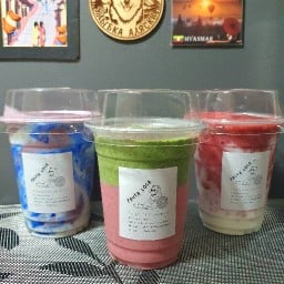 แมวปั่น สมูทตี้อมตะ by Fruta Loca อมตะนคร