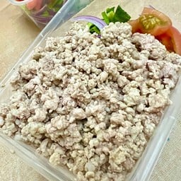 ยำมาม่าหมูล้น