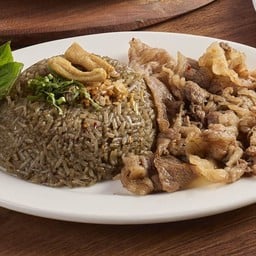 ข้าวผัดก๋วยเตี๋ยวเรือเสือร้องไห้