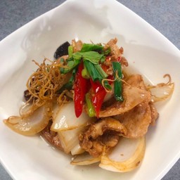 ไก่ผัดขิง