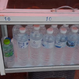 น้ำดื่ม