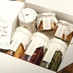 A Keen Exclusive Box 02