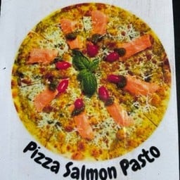 Pizza Salmon Pasto Sauce