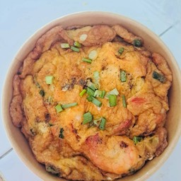 เซตอิ่มคู่โค้ก ไข่เจียวกุ้งคู่โค้ก 1 กระป๋อง น้ำแข็ง 1 แก้ว