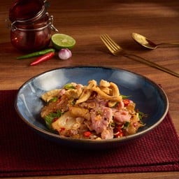 ยำสามกรุบ