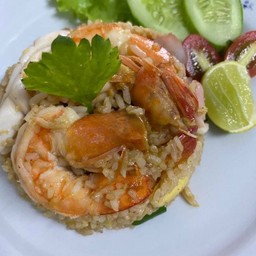 ข้าวผัดต้มยำทะเล