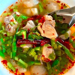 ต้มยำไก่